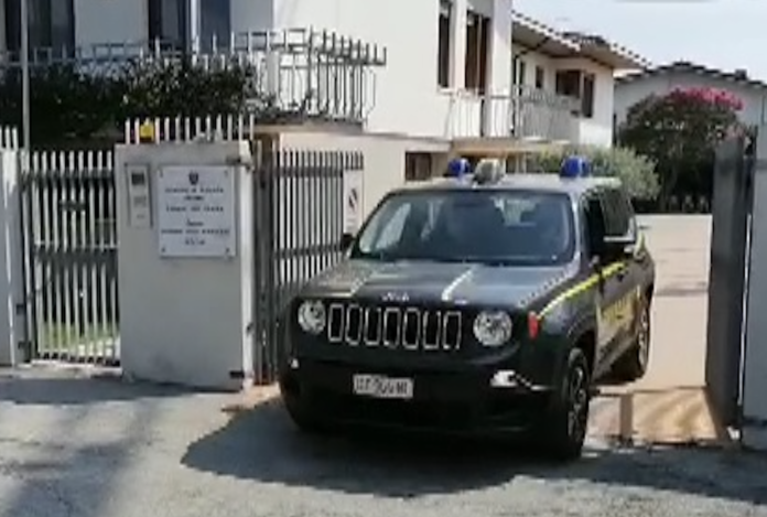 Guardia di Finanza, pattuglia esce dalla sede di Bassano per l'intervento avviso orale