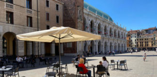 Prorogato il divieto di consumo di alcol fuori dai locali