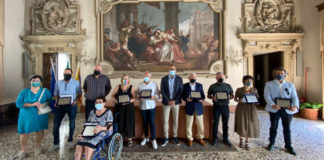 4 nuove botteghe storiche e altrettante attività storiche: stamattina consegnate le targhe