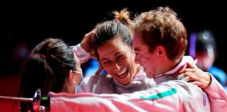 Paralimpiadi di Tokyo. Alle azzurre con Bebe l’argento nel fioretto. Zaia: Bebe Vio, una gemma sempre più splendente della terra veneta” Bebe Vio, Mogos e Trigilia argento nel fioretto a squadre (foto da Fanpage)