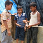 Giornata Mondiale Infanzia e Adolescenza, Save the Children: infanzia sull’orlo del baratro a causa di Covid-19, conflitti e crisi climatica Rohingya, Save the Children: bambini rifugiati nei campi "aggrediti" dall'angoscia