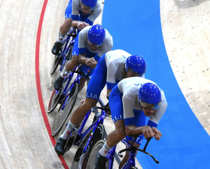 Lamon oro inseguimento a squadre Tokyo