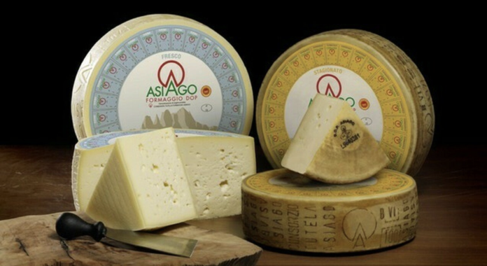 Formaggio Asiago, la guerra tra vero e falso