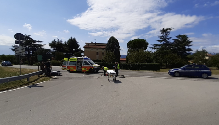 A Zanè scontro tra motociclo e ciclomotore A Zanè scontro tra motociclo e ciclomotore