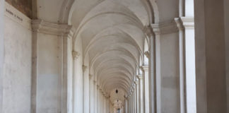 Monte Berico, volontari in azione per ripulire i portici in vista della festa patronale di Vicenza