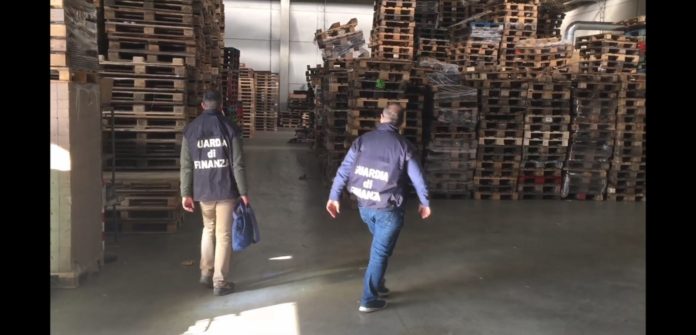 Finanza Schio evasione pellet legno tarlato