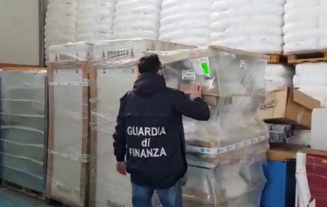 Guardia di Finanza in azione