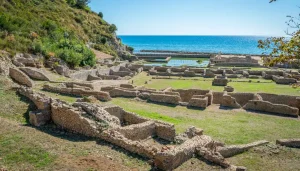 I resti della villa di Tiberio a Sperlonga – Fonte- iStock
