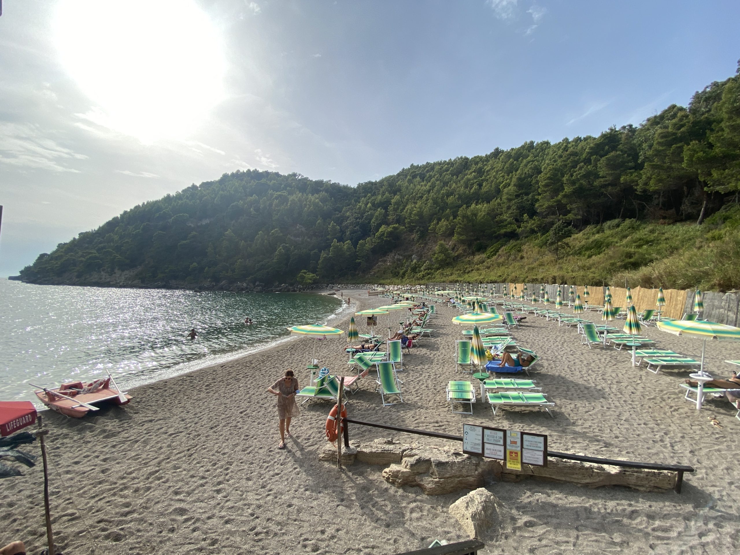 Una vista dal Monte di Scauri della Spiaggia dei Sassolini