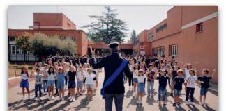 “Torneremo a scuola”, la sigla del nuovo anno scolastico da un’idea della Polizia di Stato e con la partecipazione di Red Canzian polizia di stato canzone per l'anno scolastico