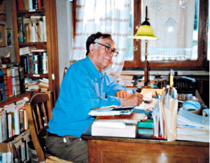 Tommaso Pisanti nel suo studio di Caserta