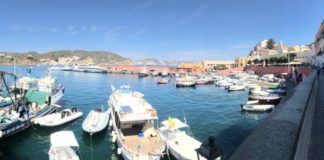 Ponza, l’isola “che sorge dal mare” come la dea delle bellezza Afrodite o Pontìa: uno scrigno ricco di tesori da scoprire Ponza (foto di Luigi Jodice per ViPiù)