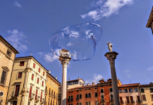 CSV #Volontarifacciamoladifferenza: “Guardandoti dentro puoi scoprire la gioia, ma è soltanto aiutando il prossimo che conoscerai la vera felicità”, Sergio Bambarén CSV #Volontarifacciamoladifferenza