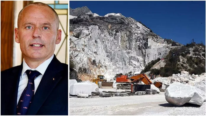 Matteo Venturi (presidente Confindustria di Massa Carrara) e una veduta delle cave