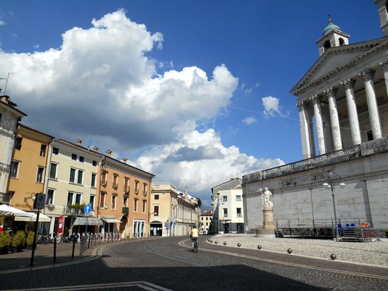 Piazza Duomo a Schio