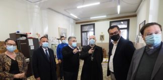 Giornata contro la povertà a Vicenza, il sindaco Rucco ha accompagnato il vescovo Pizziol all’albergo cittadino Povertà a Vicenza, il sindaco Rucco col vescovo Pizziol all’albergo cittadino