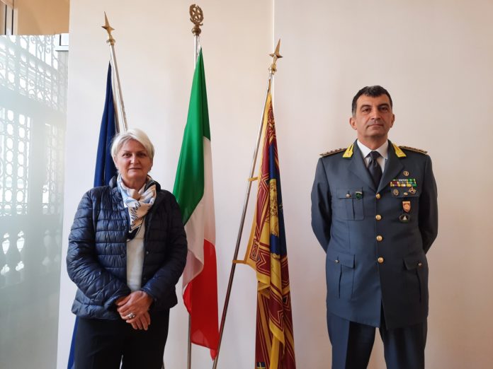 Presidente dei commercialisti Margherita Monti incontra il Comandante Provinciale, Colonnello t.ST Cosmo Virgilio