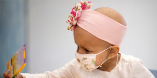 L’oncologia del futuro in 10 punti: ONCOnnection” il progetto sul mondo del cancro, nato da un’idea di Motore Sanità con l’Associazione Periplo Una bambina affetta da una forma di cancro
