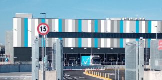 Amazon, driver in sciopero venerdì 18 aprile. Sit-in davanti al centro logistico di Vicenza Est Amazon Vicenza