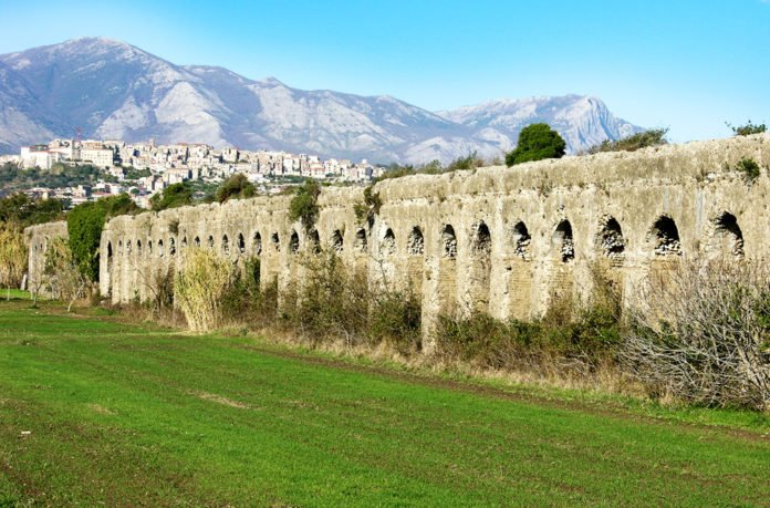 Acquedotto Vespasiano, Minturnae. Credits: viviminturnoscauri.