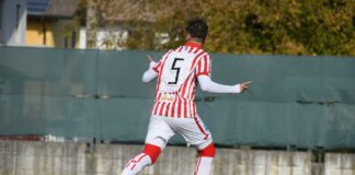 Primavera, LR Vicenza – Pordenone 1-1: biancorossi raggiunti allo scadere Primavera dell'Lr Vicnza Pollero esulta dopo il gol