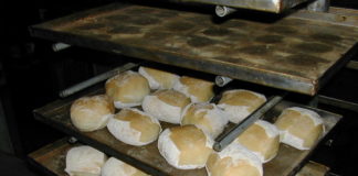 Consiglio di Stato, vietato il self service per il pane sfuso: buona notizia anche per i 1.449 panificatori artigiani veneti con 6.827 addetti Pane di panificatori artigiani