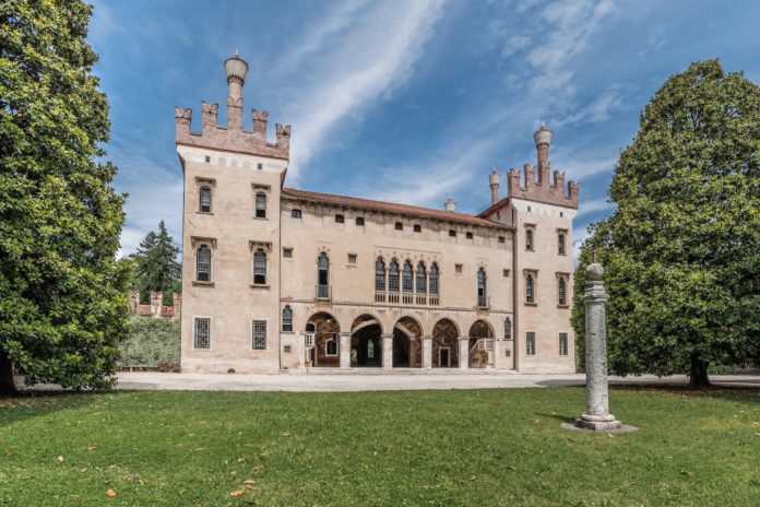 restauro al castello di Thiene