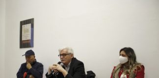 La presentazione del libro di Marcello Carlino “L’Ulisse di Dante” alla Pinacoteca Comunale di Gaeta Antonio Lieto, Marcello Carlino e Gianna Conte - foto di Pietro Zangrillo