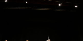 Anakrousis: il concerto al Teatro Ariston di Gaeta di Ambrogio Sparagna, il musicologo originario di Maranola di Formia Concerto Anakrousis - foto di Pietro Zangrillo