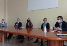 Bacino Rifiuti di Vicenza: i gestori verso l’aggregazione. Nel 2023 si passa da 8 a 2 società di gestione rifiuti per 90 Comuni vicentini Consiglio Bacino Rifiuti di Vicenza coin Lotto, Trapula, Greselin, Siotto e Veronese