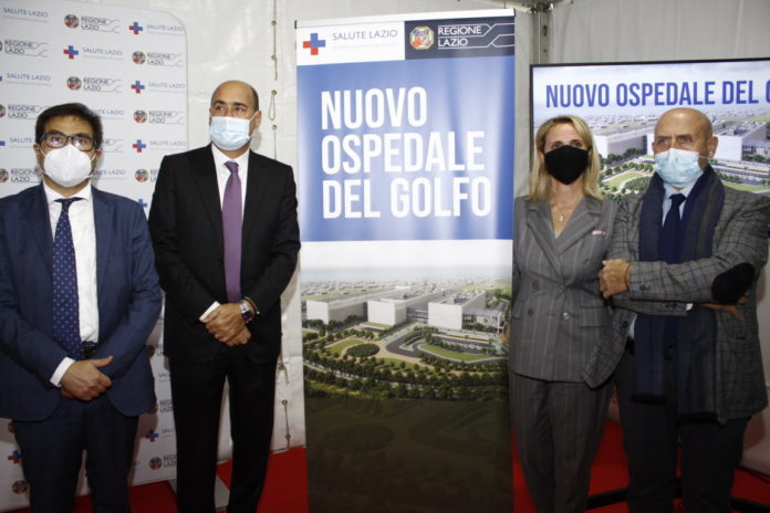 Nuovo Ospedale del Golfo: da sx D'Amato, Zingaretti e Cavalli alla sua presentazione - foto di Pietro Zangrillo