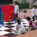 Infanzia, Veneto: Save the Children, disuguaglianze in aumento e ascensore sociale in caduta libera, infanzia “a rischio estinzione” Infanzia impegnata in un progetto Save the Children, ph. Giuseppe Gerbas