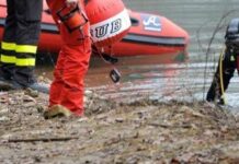 Mareggiata alla foce del Tevere, evacuazione per 50 persone a Fiumicino