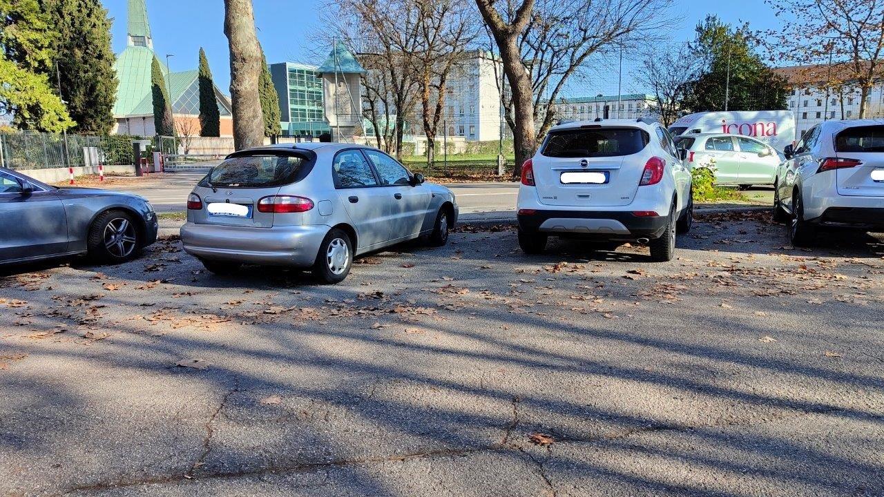 Parcheggio S. Bortolo di Vicenza, un far-west