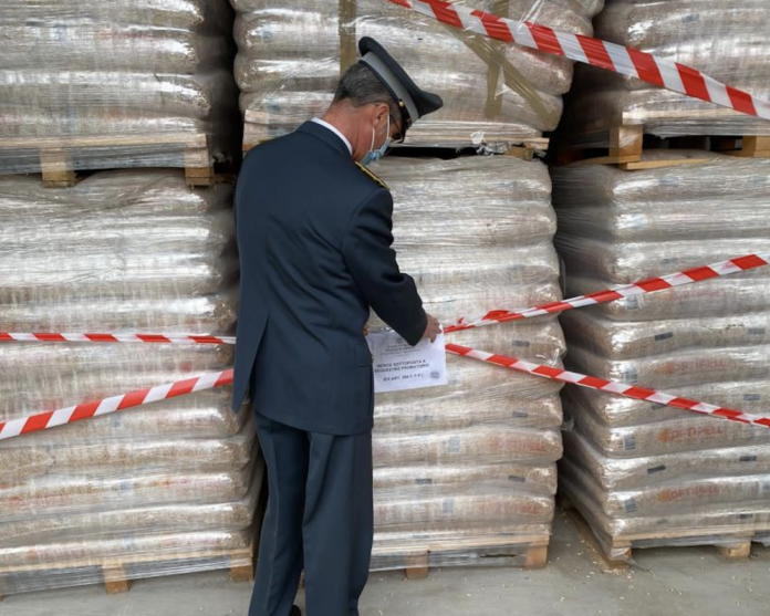 Pellet non conforme sequestrato da GdF di Belluno