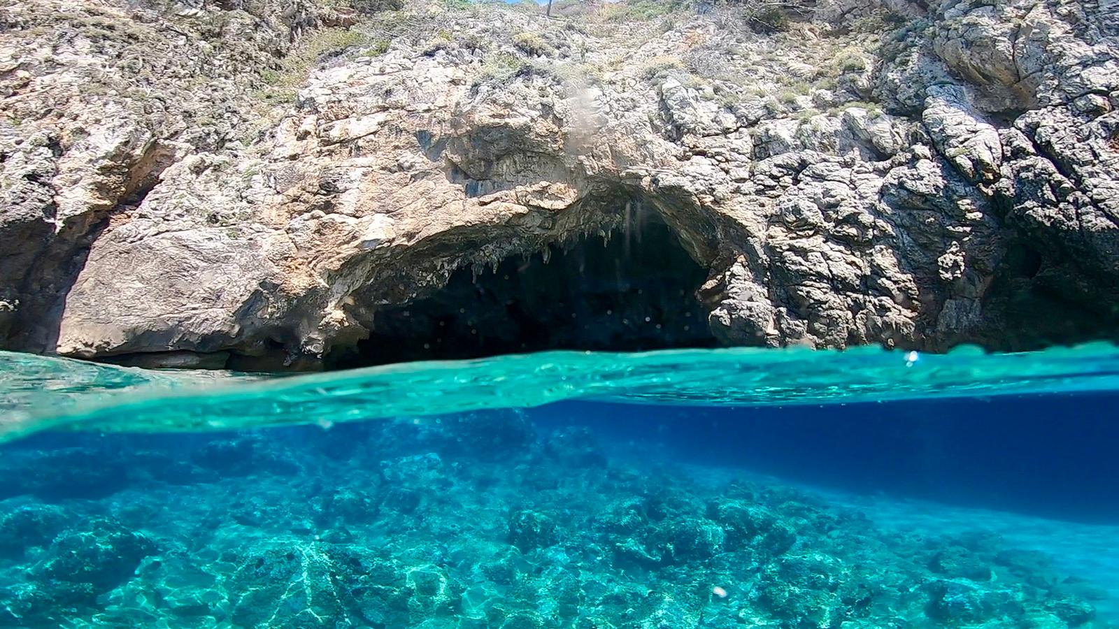 La grotta delle bambole.