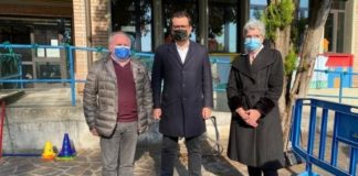 Scuola Azzalin-Pirazzo a Vicenza, Rucco e Tolio: prosegue in modo positivo l’accoglienza dei 47 alunni della Sasso Scuola Azzalin-Pirazzo: sa sinistra presidente di Ipab per i Minori Gian Pietro Santinon, sindaco Francesco Rucco, assessore Cristina Tolio