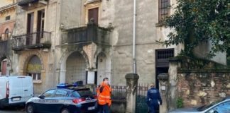 Sgombero della polizia locale di Vicenza di un edificio in via Bonollo Sgombero via Bonollo