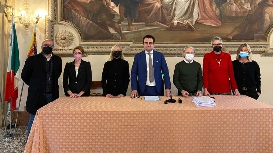 Bilancio di previsione 2022, Rucco lo presenta con la giunta di Vicenza