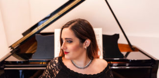 Leonora Armellini in mezzo ai fiati lunedì 20 dicembre al Teatro Comunale di Vicenza