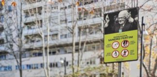 Cartellonistica multilingue per la tutela degli spazi verdi urbani