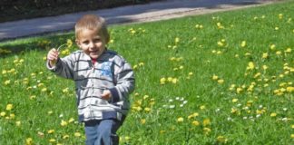 Le migliori destinazioni per andare in vacanza con un bambino Bambino in vacanza