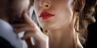 Il segreto del labbro superiore della donna e di quello inferiore dell’uomo? Mordicchiarli. La sessuologia divulgata da Luigi Jodice Labbro superiore della donna e inferiore dell'uomo, si avvicinino