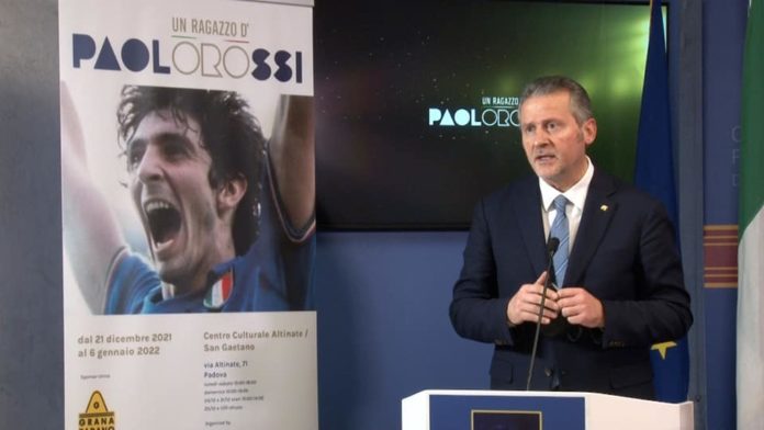 Paolo Rossi mostra a Padova presentata da Ciambetti