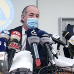 180mila batterie contraffatte sequestrate dalla Gdf di Padova, Zaia: “Bravi. Sono pericolose e a rimetterci sono i commercianti onesti” Luca Zaia punto stampa 27 dicembre Covid contagi feste vaccini