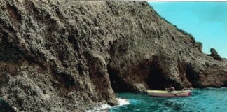 Monte d’Oro: anche Scauri ha la sua Grotta Azzurra La Grotta Azzurra di Scauri