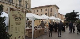 Harry Potter ai Mercatini di Natale in piazza San Lorenzo a Vicenza Harry Potter ai Mercatini di Natale in piazza San Lorenzo a Vicenza