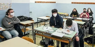 Scuole nel caos, gruppo PD Veneto: “famiglie costrette ad arrangiarsi tra tamponi e Dad” Covid nelle scuole (foto di archivio)