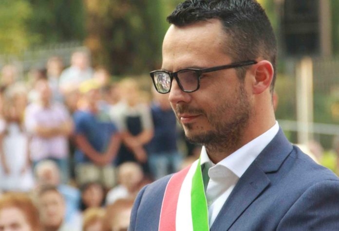 Gabriele Tasso sindaco San Pietro Mussolino contro utero in affitto