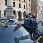 Green pass, GdF di Vicenza: aperitivo in un bar vicentino in zona Sant’Agostino con la certificazione del fratello, una persona denunciata Green pass, controlli GdF di Vicenza ai locali di piazza dei Signori